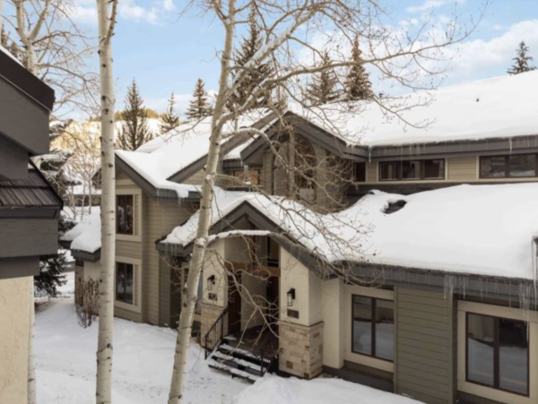 Beaver Creek Luxury Vacation Accommodation 200 Yard to Lift